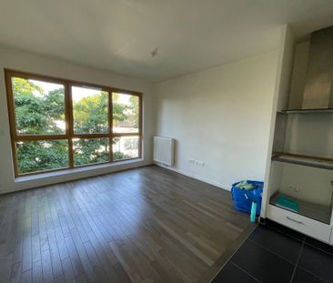 Location Appartement 2 pièces 37 m2 à Pantin - Photo 3