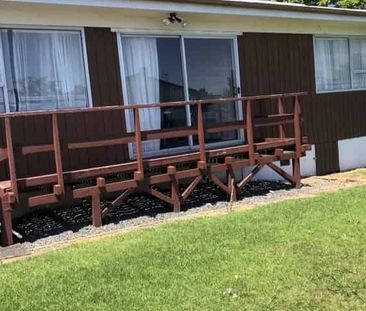 PAPAKURA, 2 BEDROOMS - Photo 5