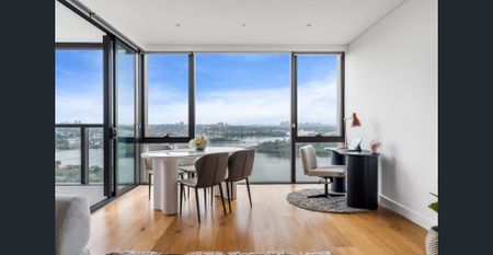 Stunning 3-Bedroom Apartment with Breathtaking Water Views in Rhodes - Photo 4