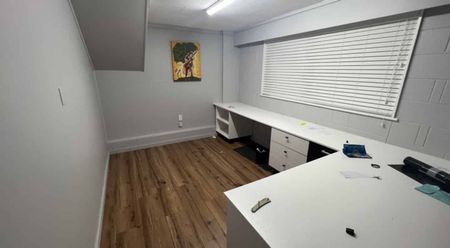 Lovely family home Opaheke - Photo 4