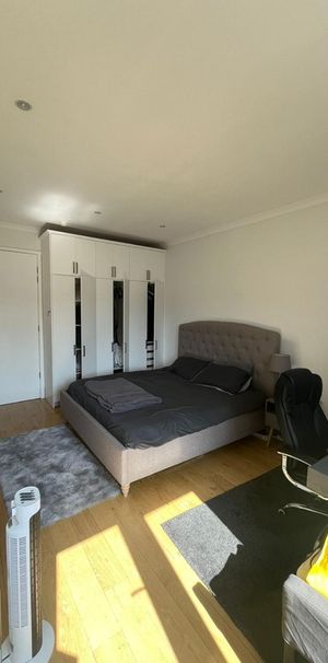 Room in a Shared Flat, Harcourt Terrace, SW10 - Photo 1