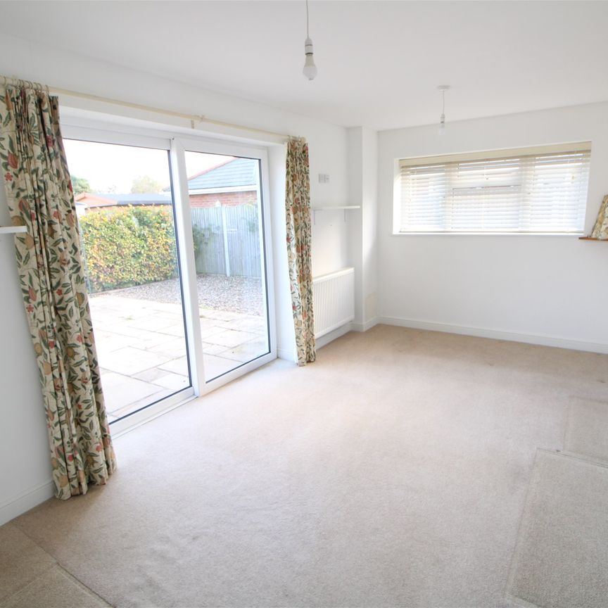 Melrose Road, West Mersea, Colchester - Photo 1