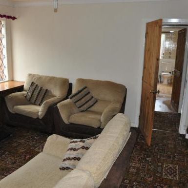 5 bed-roomed detached student house - Photo 1