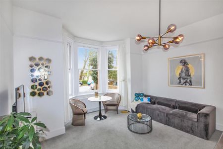 2 bedroom ground floor flat to rent - Photo 4