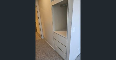 Modern 2 Bed, 2 Bath Rental Apartment in Vibrant West Village - Photo 3