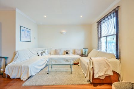 Fulham Broadway, London, SW6 - Photo 3