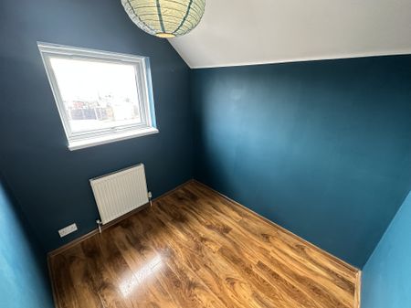 Dickens Avenue, Great Yarmouth - Photo 5