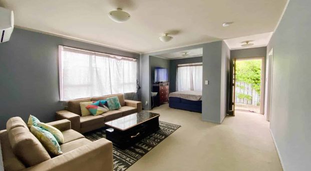 Lovely home in the heart of Manurewa - Photo 1