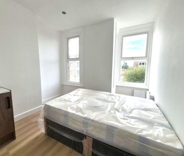 House share to rent - Photo 2