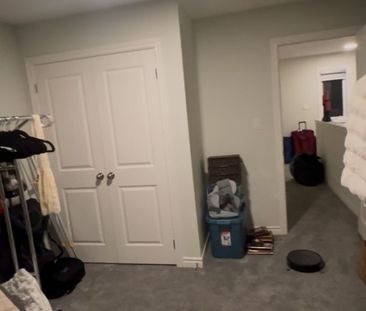 For Lease - 227 Byers Street, London South, Ontario - Photo 2