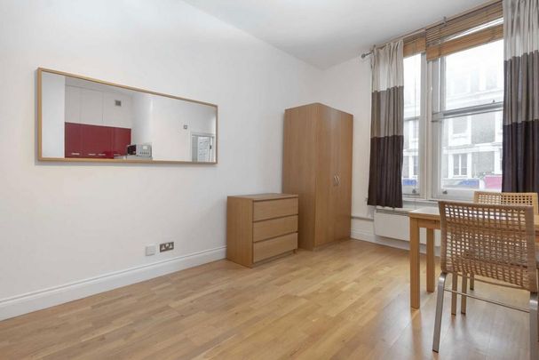Studio to rent - Photo 1