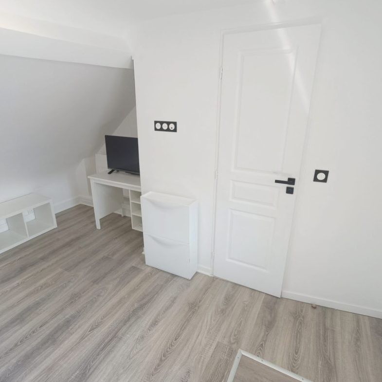 Studio meublé 12m2 Sainte-Anne Amiens - Photo 1