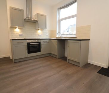 2 bedroom House To Let - Photo 2