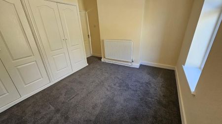 2 bedroom house to rent - Photo 3
