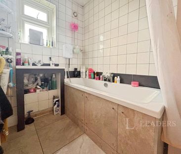 3 bedroom terraced house to rent - Photo 6