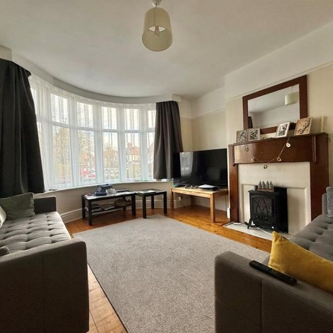 3 Bedroom Semi Detached To Let - Photo 1