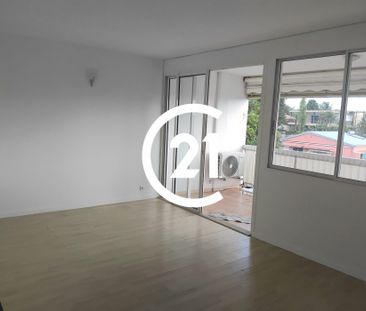 Location Appartement 65.96m² 4 pièces Fort de france - Photo 2