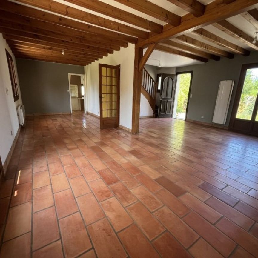 Libre le ..20/12/2025 Mt Loyer :909,25 Mt des charges :20 - Photo 1