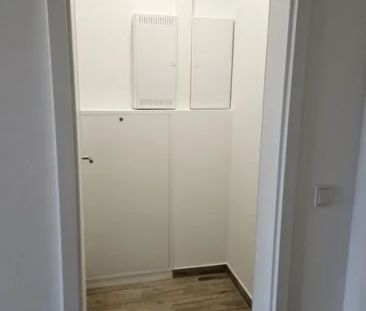 *EXKLUSIVE 2 ZIMMER-WOHNUNG mit EBK *AUFZUG *TIEFGARAGE * BARRIEREF... - Foto 1