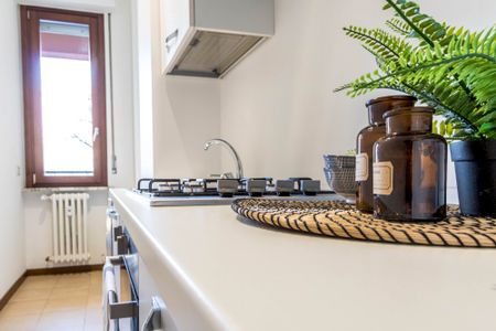 Wonderful single room in Via Luciano Zuccoli -Maggiolina - Martesana - Photo 2