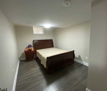 For Lease - 4127 Loyalist Drive Unit# Lower, Mississauga, Ontario - Photo 6