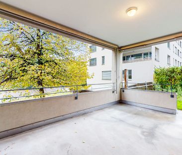 **Grosszügige Erdgeschosswohnung mit Gartensitzplatz** - Photo 3