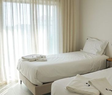 Luxury Apartment for rent in Estepona, Andalusia - Photo 5