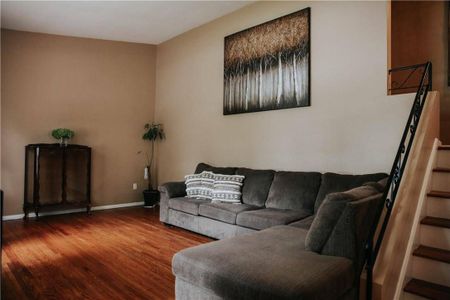 For Lease - 1 Vera Court Unit# Upper, Hamilton, Ontario - Photo 5