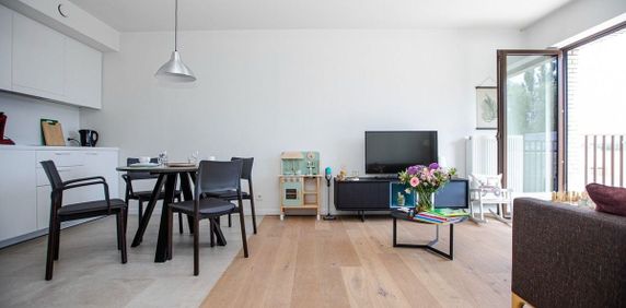 Appartement te huur in Ronse voor € 825 met 1 slaapkamer - Photo 2
