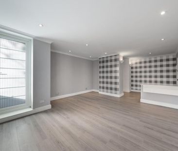 3 bedroom apartment to rent - Photo 1