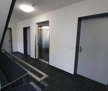 Tolle, geräumige 3-Zimmer-Wohnung mit Loggia - Photo 6