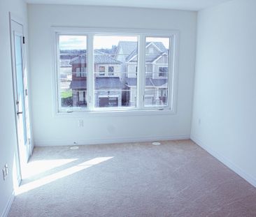 For Lease - 29 Greig Street, Brantford, Ontario - Photo 2