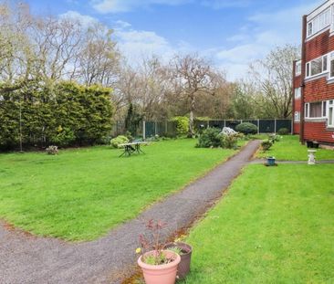 2 BED Flat To rent - Photo 2