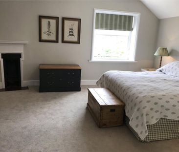 4 bedroom apartment to rent - Photo 4