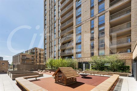 21 Stroudley Walk, London - Photo 3