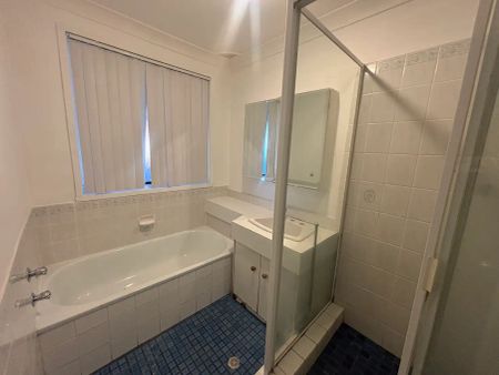 42 Tallagandra Drive, Quakers Hill NSW 2763 - Photo 3