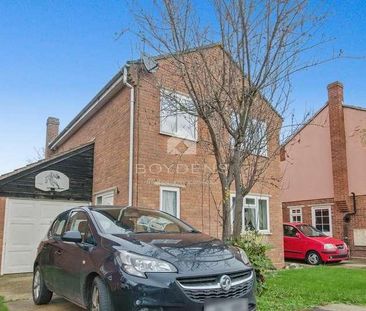 Constable Close West Mersea, CO5 - Photo 1