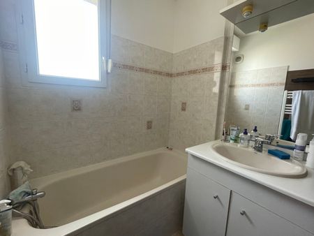 Location Appartement 2 Pièces 51 m² - Photo 2