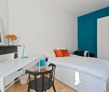 Room at Rue Bordiau 65 - Photo 2