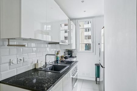 Appartement à louer à Paris 18Ème - Photo 3