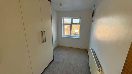 Barnford Crescent, Oldbury, B68 - Photo 4