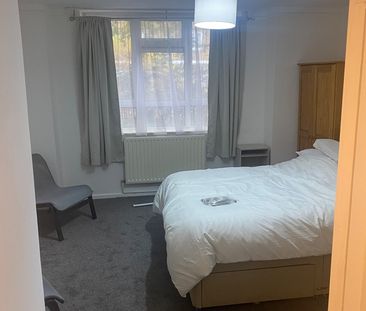 2 Bed Flat, Holborn Towers, LS6 - Photo 6