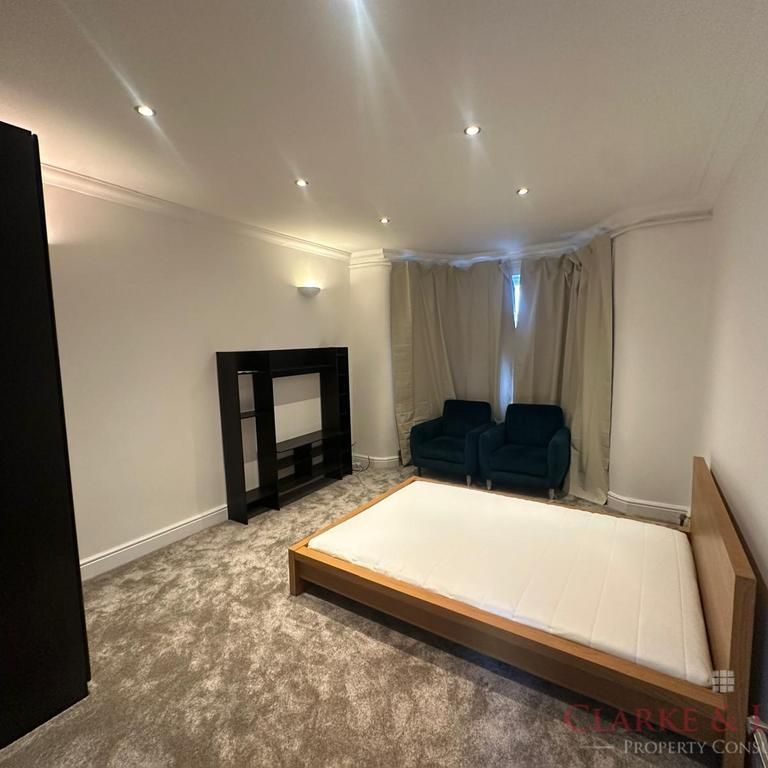1 bedroom flat to rent - Photo 1