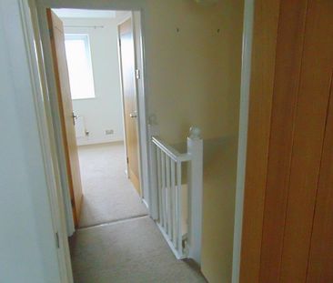 2 bedroom semi-detached house to rent - Photo 4