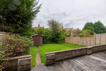 4 bedroom private hall to rent - Photo 2