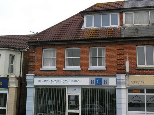 Bedroom Flat In Moordown, BH9 - Photo 1