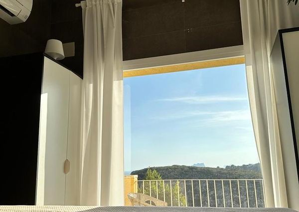 Villa for rent with 4 bedrooms and 3 bathrooms with stunning views