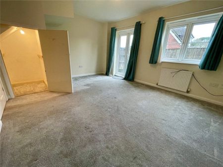 Natasha Gardens, Poole, Dorset, BH12 - Photo 2