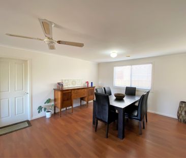 877 Tenbrink Street, GLENROY NSW 2640 - Photo 5