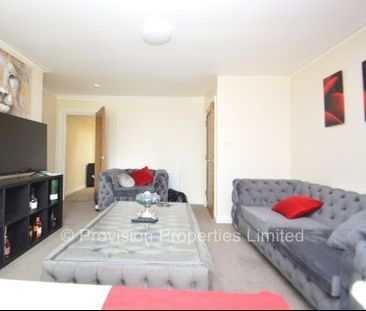 1 Bedroom Rentals Leeds - Photo 5